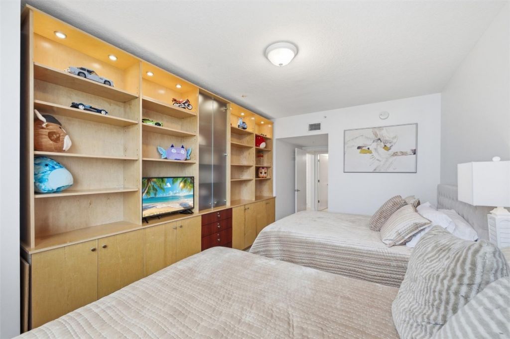 3020 NE 32nd Avenue, Unit 1103, Fort Lauderdale, FL 33308 Photo