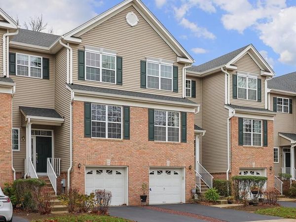 18 TRUMAN AVENUE, PRINCETON, NJ 08540