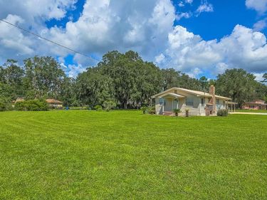 6251 DUNN Avenue, Jacksonville, FL 32218