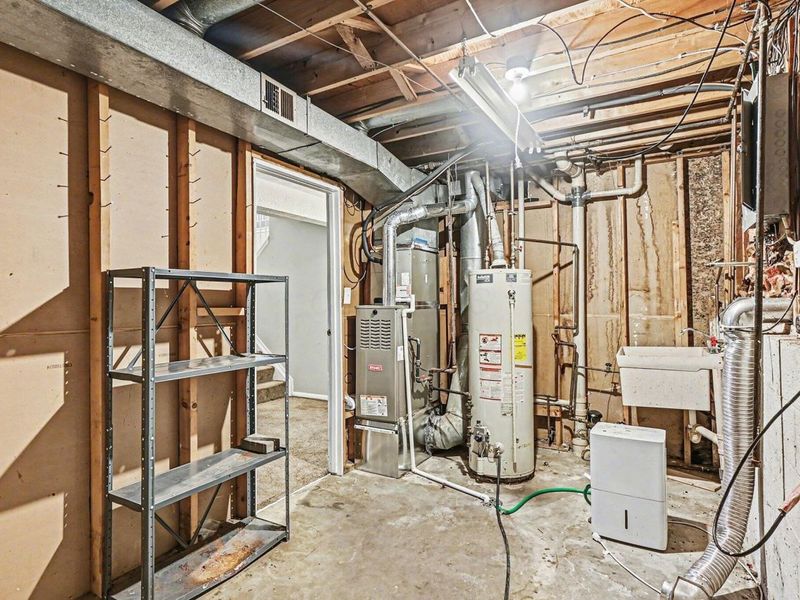 5290 Quincy Drive, Columbus, OH 43232 Photo 28