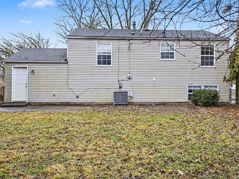 5290 Quincy Drive, Columbus, OH 43232 Photo 31