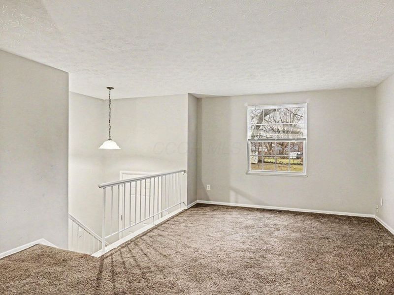 5290 Quincy Drive, Columbus, OH 43232 Photo 6