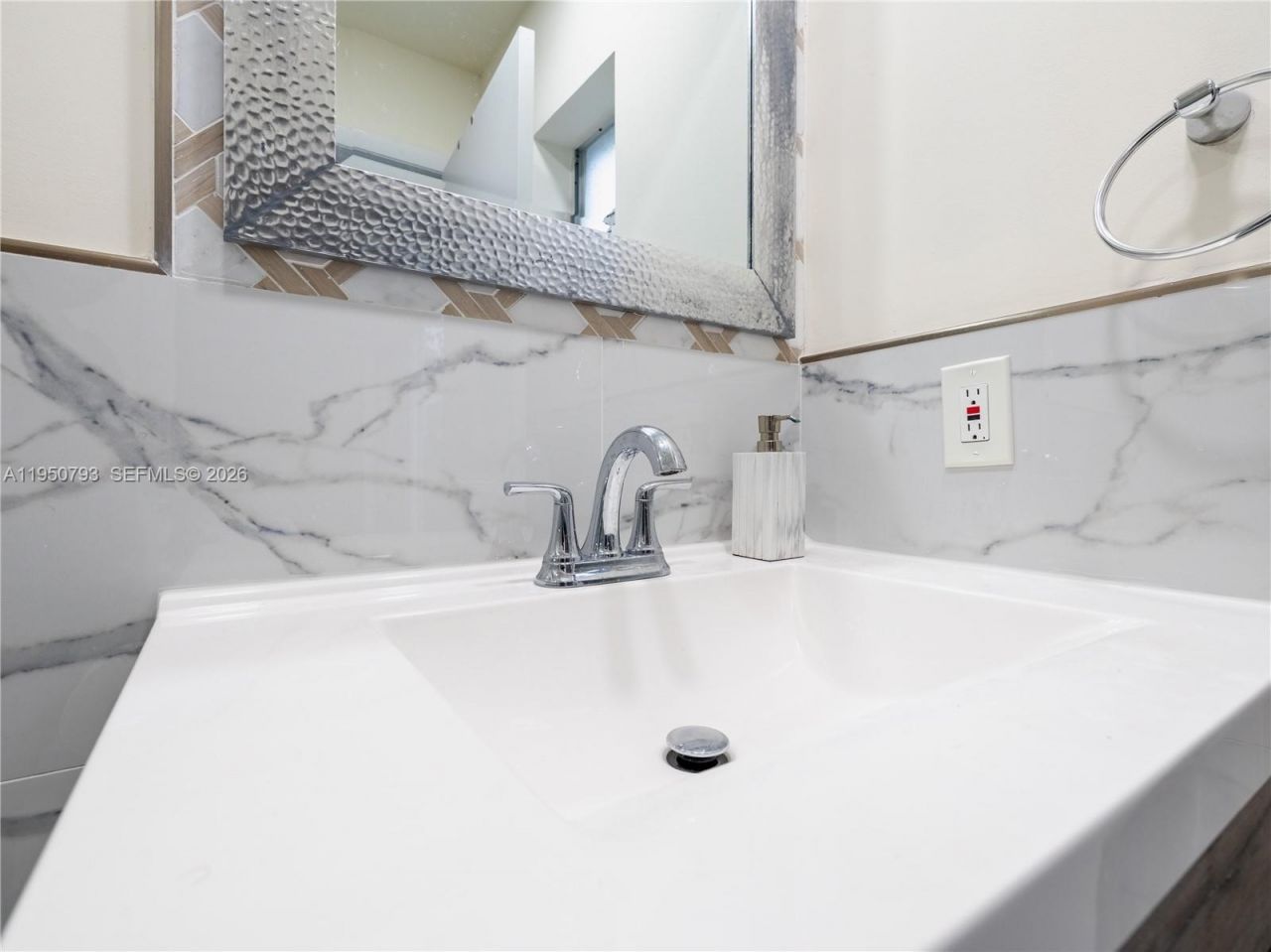 206 SW 159th Way, Sunrise, FL 33326 Photo