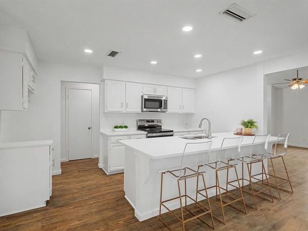 2217 Benbrook Drive, Carrollton, TX 75007