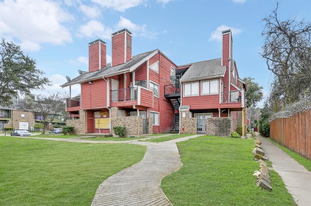 9825 Walnut Street, Unit 306, Dallas, TX 75243 Main Photo
