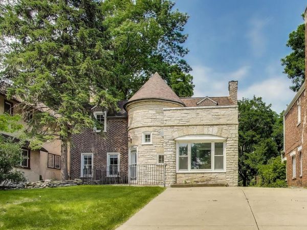 9340 S Vanderpoel Avenue, Chicago, IL 60643