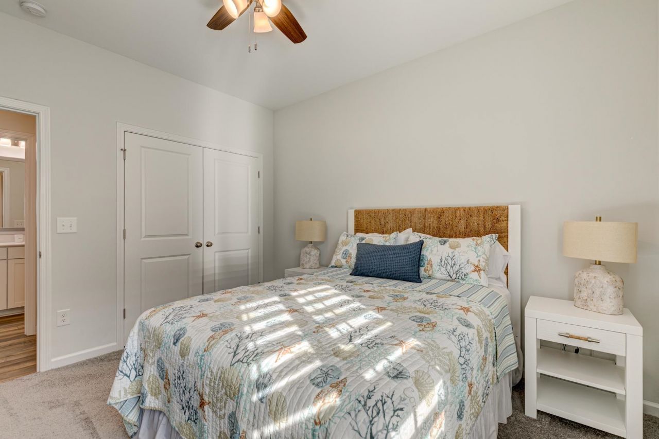 417 Heathside St. Photo 33