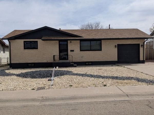 2128 Oakwood, Pueblo, CO 81005