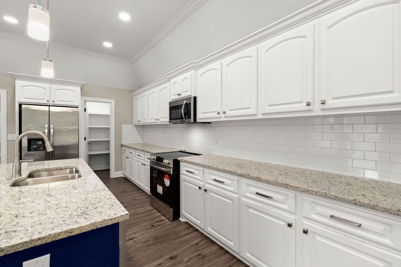 1425 Sunset Street Photo 15