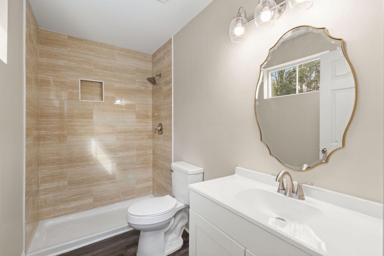 1425 Sunset Street Photo 34