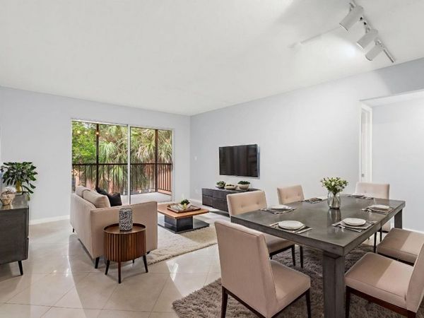 610 Tennis Club Dr, Unit 406, Fort Lauderdale, FL 33311