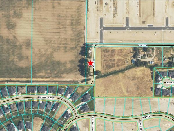21577 Bent Ln, Star, ID 83669