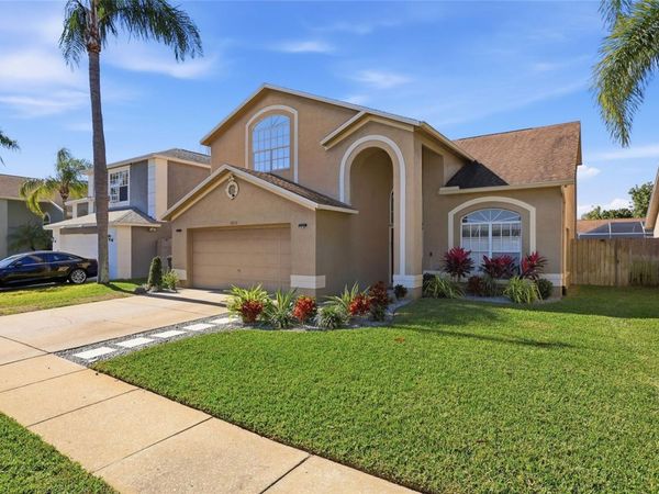 11235 CLAYRIDGE DRIVE, TAMPA, FL 33635