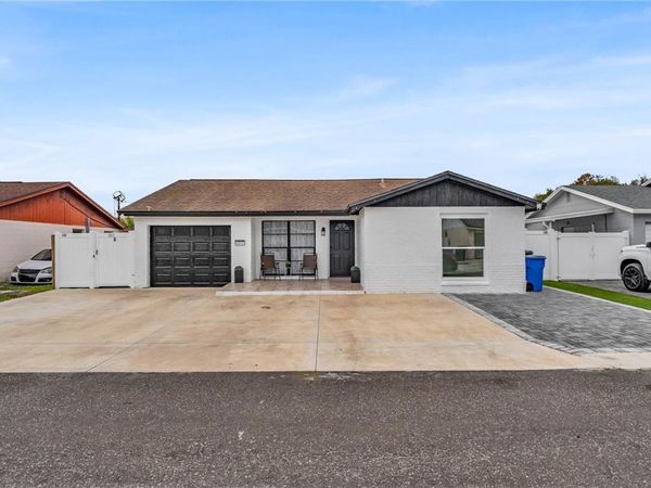 8912 SABODA COURT, TAMPA, FL 33634