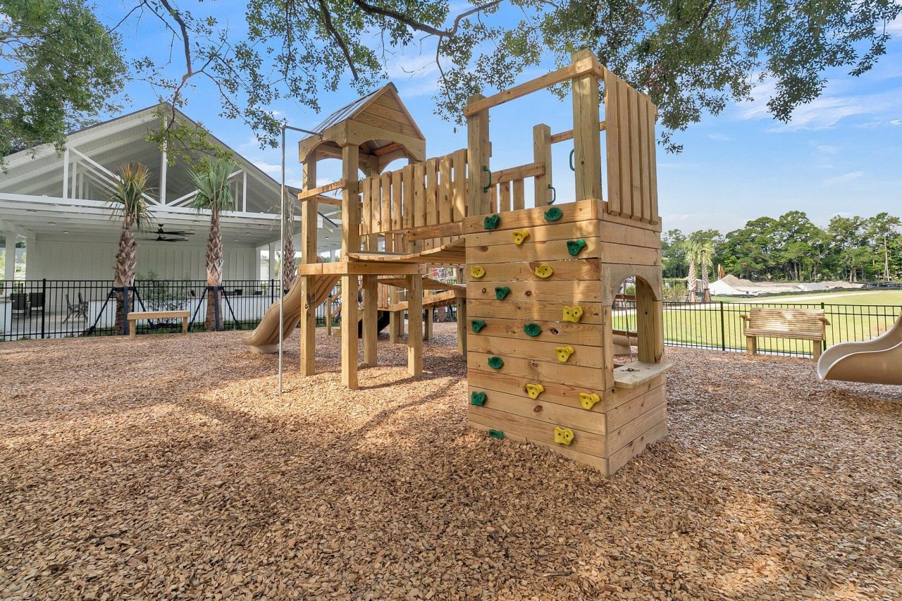 141 Casein Street Photo 30