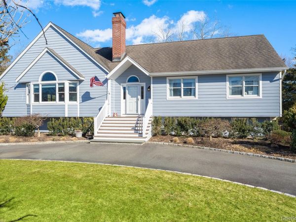 64 Tanners Neck Lane, Westhampton, NY 11977