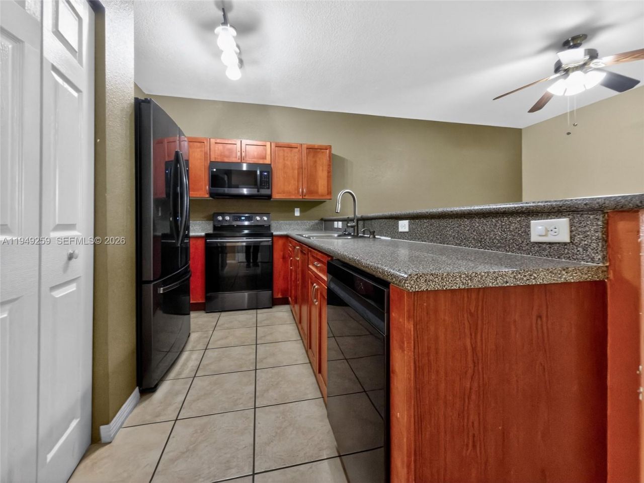 14053 SW 49th St, Unit 7, Miramar, FL 33027 Photo