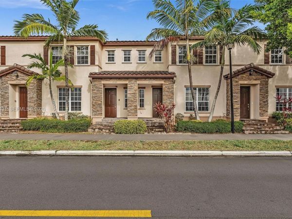 17161 SW 96th St , Miami, FL 33196