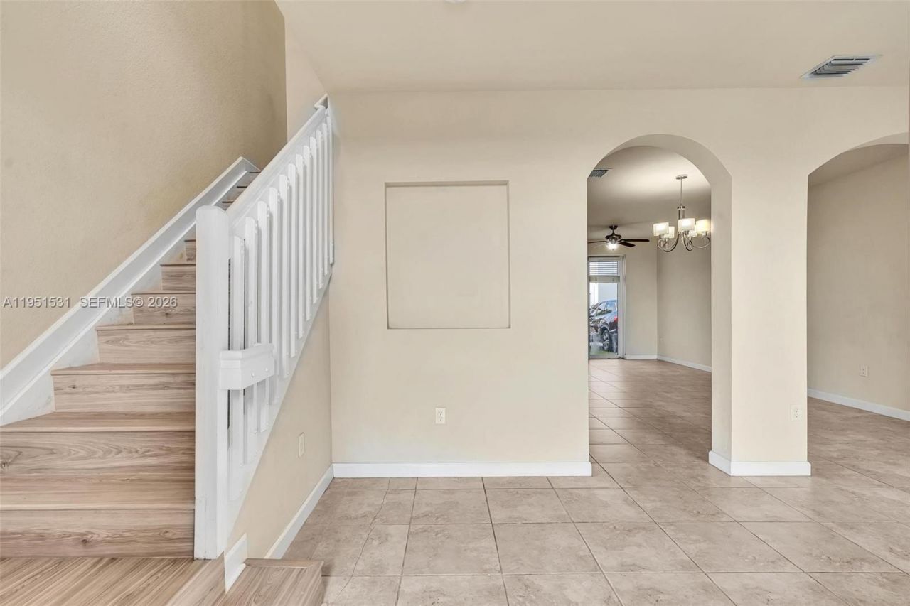 17161 SW 96th St , Miami, FL 33196 Photo