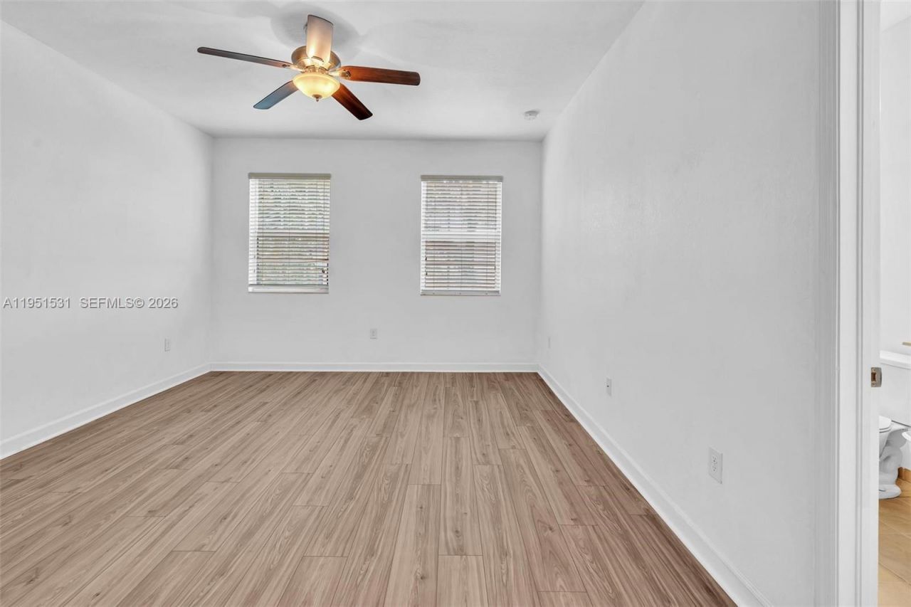 17161 SW 96th St , Miami, FL 33196 Photo