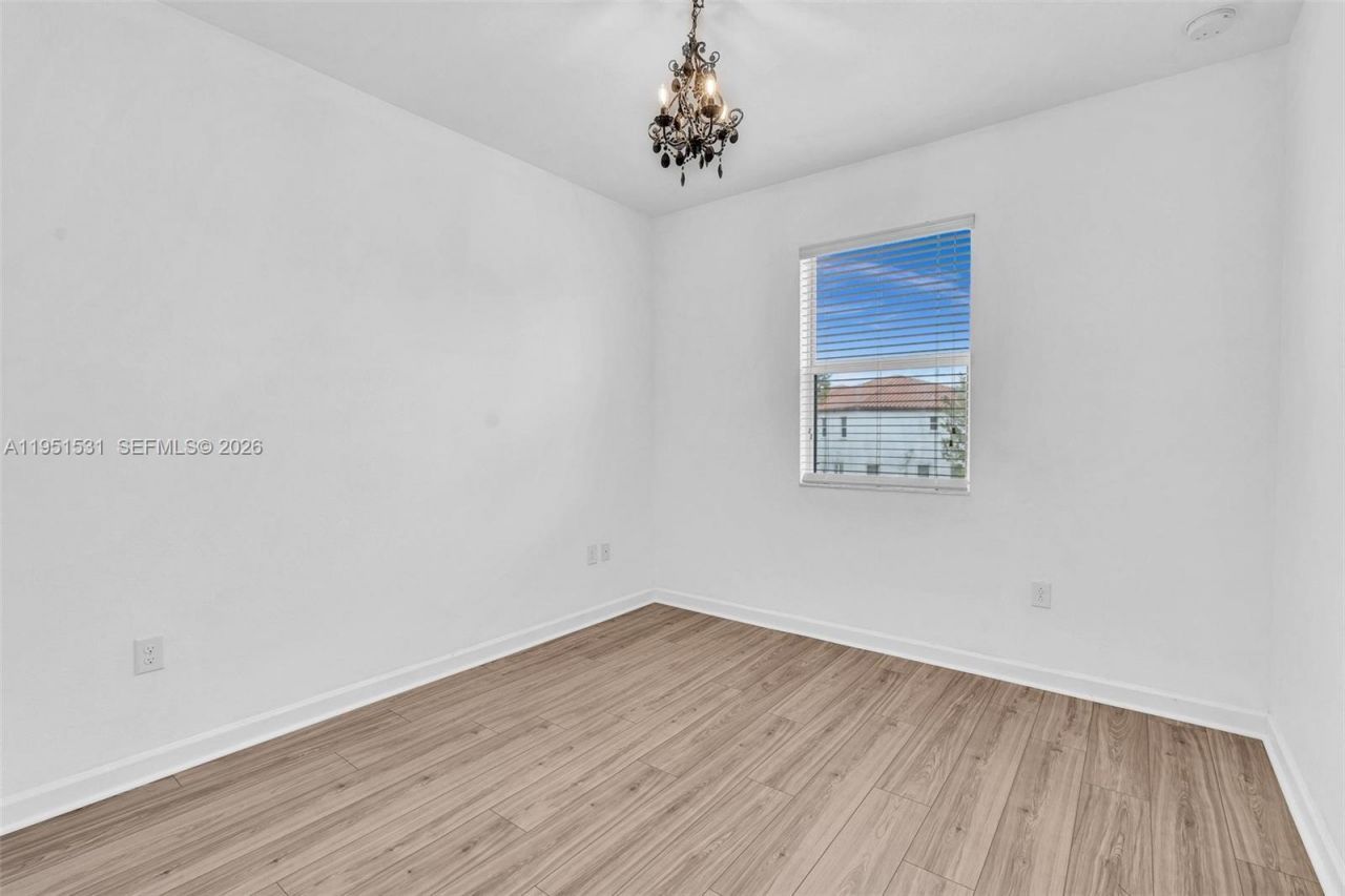 17161 SW 96th St , Miami, FL 33196 Photo