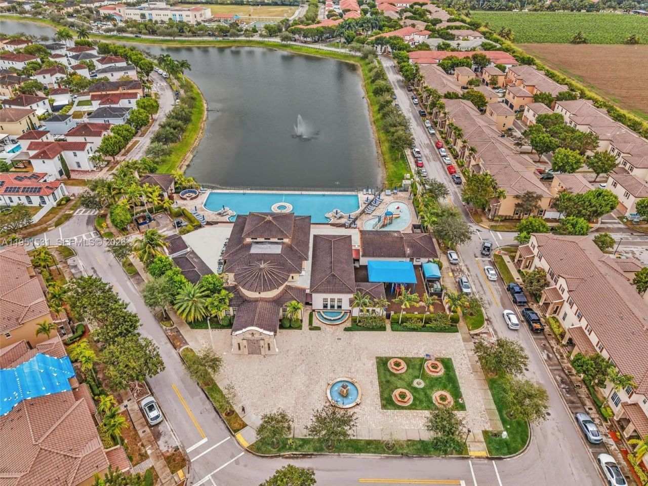 17161 SW 96th St , Miami, FL 33196 Photo