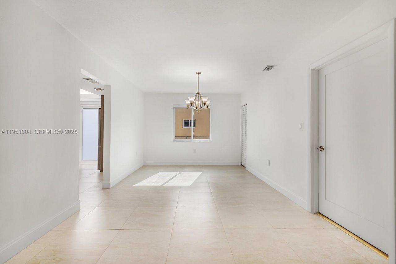 2045 SW 125th Ct , Unit 2045, Miami, FL 33175 Photo