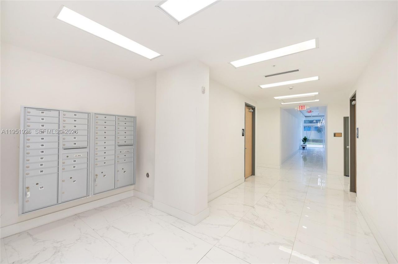 10450 NW 33rd St, Unit 501, Doral, FL 33172 Photo