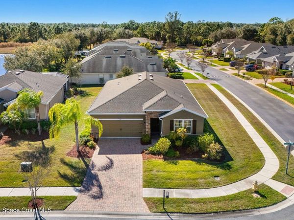 704 Remington Green Drive SE, Palm Bay, FL 32909