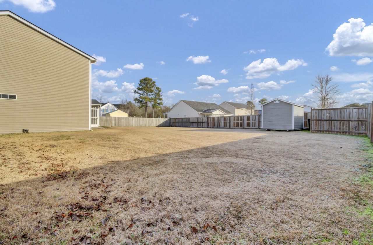 103 Dundalk Court Photo 42