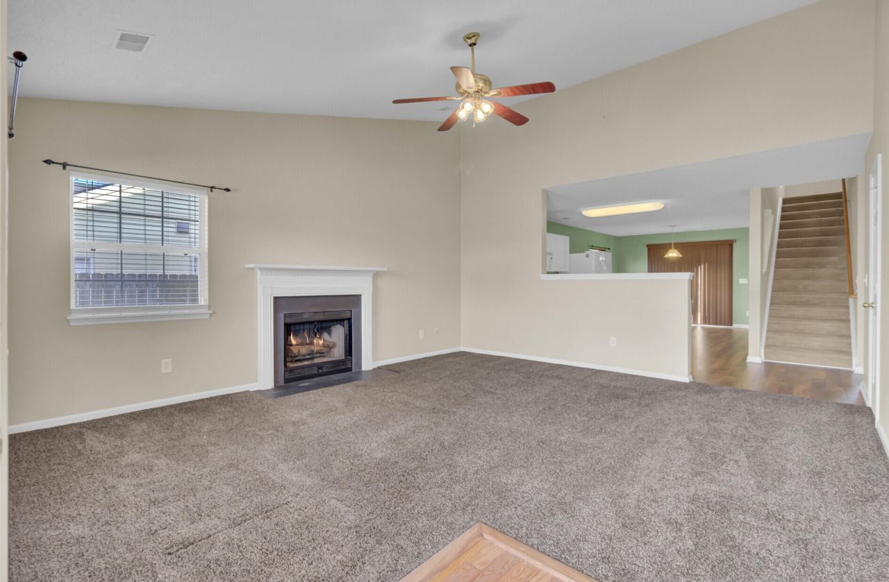 103 Dundalk Court Photo 8