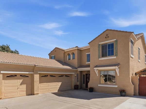18499 E DRUIDS GLEN Road, Queen Creek, AZ 85142