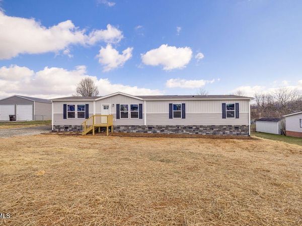 319 Lories Lane, Piney Flats, TN 37686