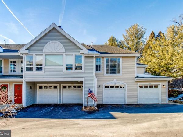 1006 COUNTRY PLACE DRIVE, LANCASTER, PA 17601