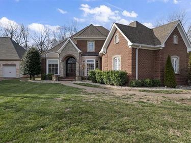 540 Covington Grove Court, Bowling Green, KY 42104