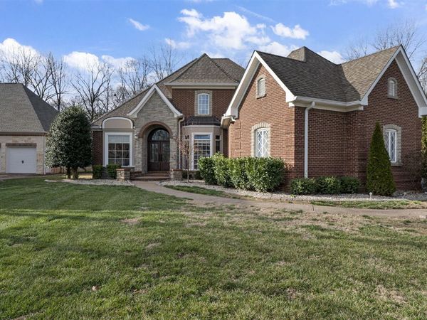 540 Covington Grove Court, Bowling Green, KY 42104