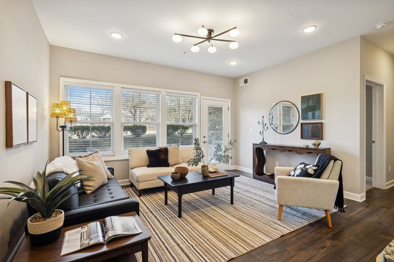 7487 Highway 70 S, Unit 101, Nashville, TN 37221 Main Photo