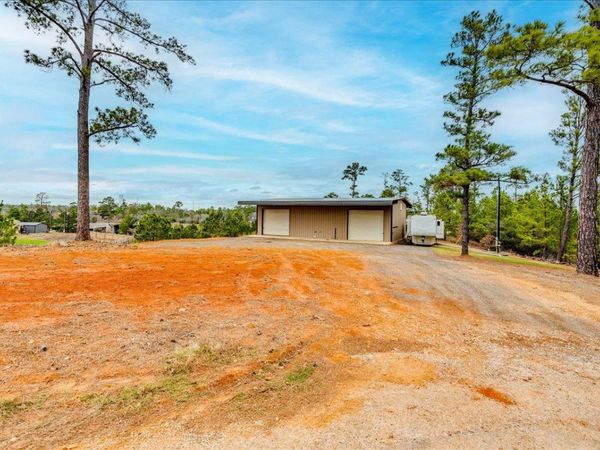 126 Pinedale DR, Bastrop, TX 78602