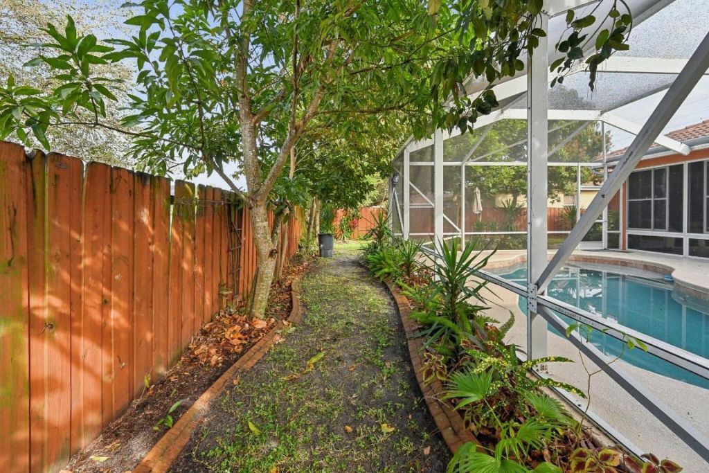 3044 SW Savona Boulevard, Port Saint Lucie, FL 34953 Photo