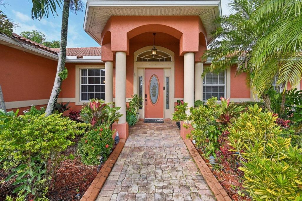 3044 SW Savona Boulevard, Port Saint Lucie, FL 34953 Photo