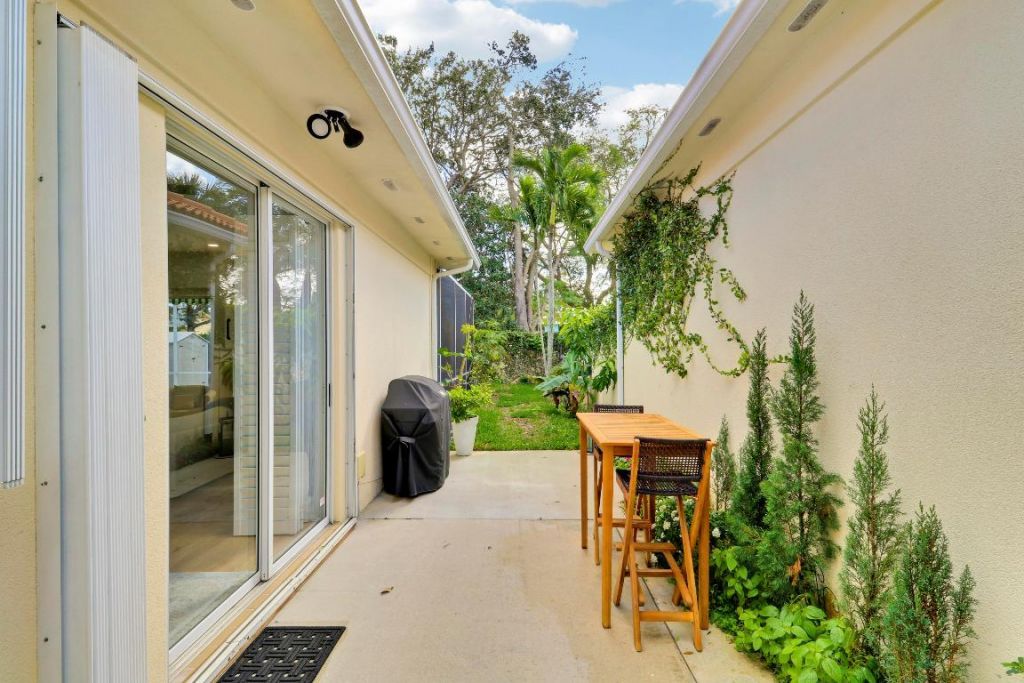 387 Kelsey Park Drive, Palm Beach Gardens, FL 33410 Photo