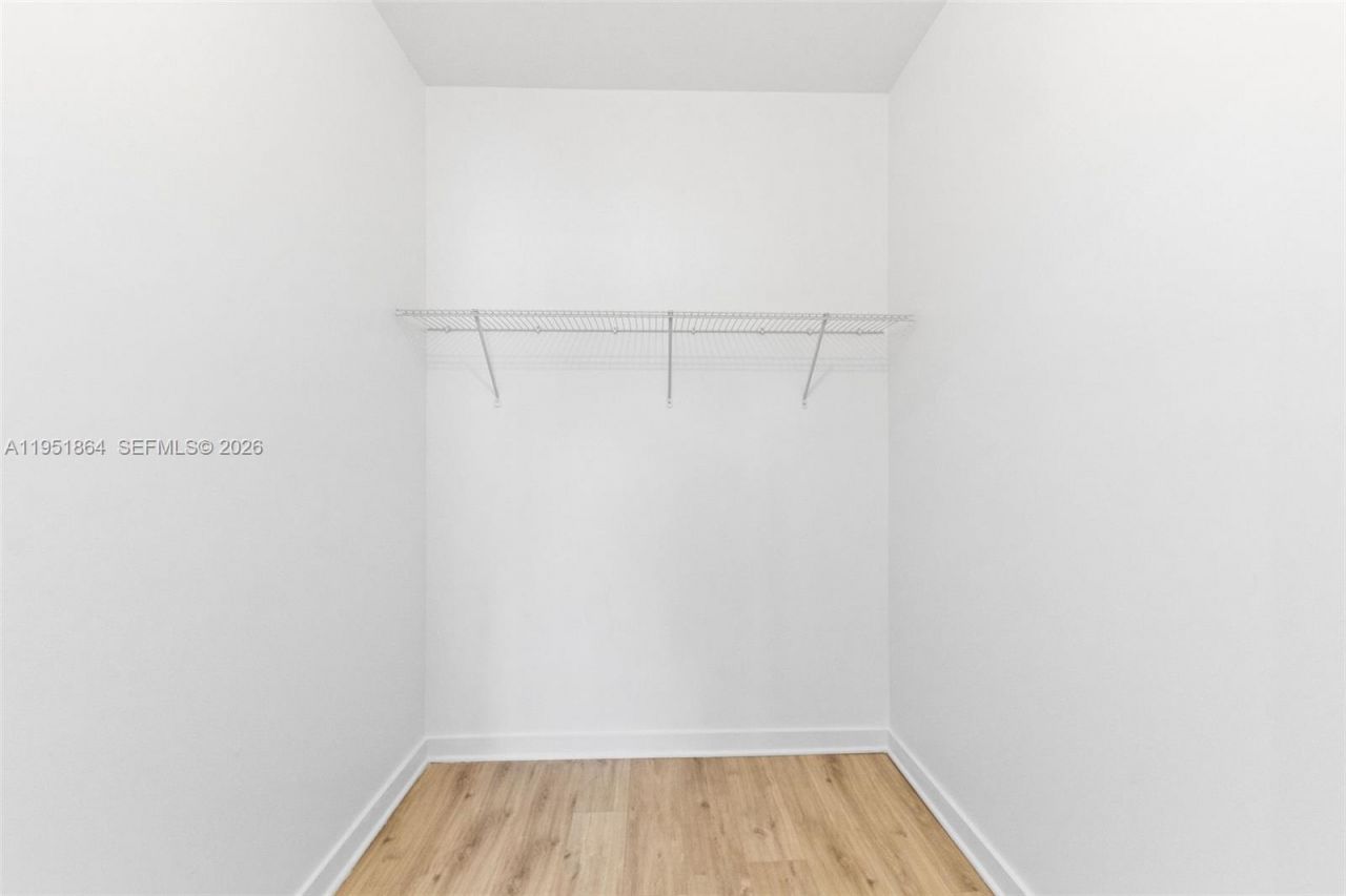 170 NW 158 St , Unit 8, Miami, FL 33169 Photo