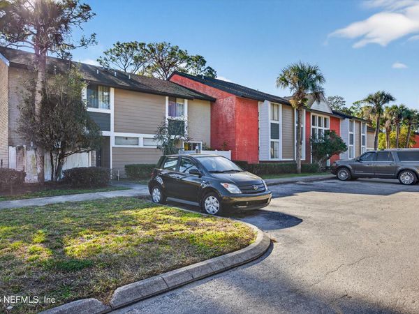 8880 OLD KINGS Road, Unit 2, Jacksonville, FL 32257