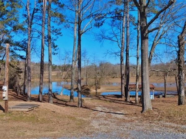 7112 Blacks Bluff Road , Cave Spring, GA 30124