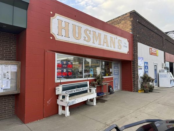 217 N MAIN, Presho, SD 57568