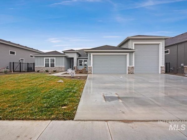 9953 S Peregrine Falcon Ave, Nampa, ID 83686