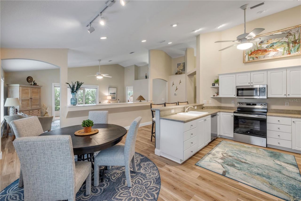 682 Middlebury Loop, New Smyrna Beach, FL 32168 Photo