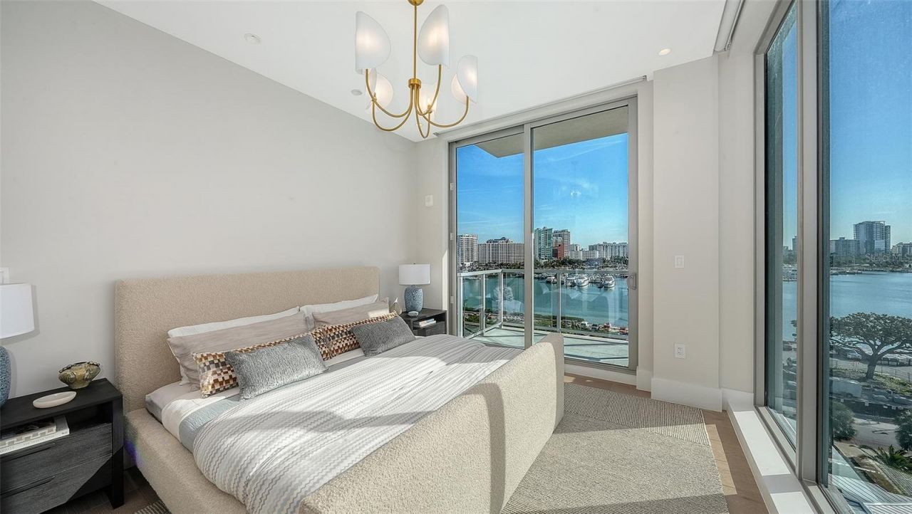 253 Golden Gate Point, Unit 701, Sarasota, FL 34236 Photo