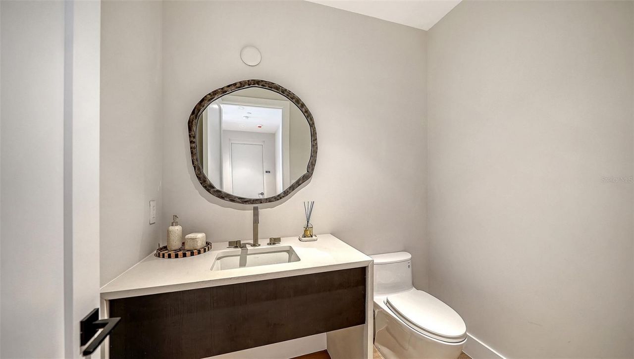 253 Golden Gate Point, Unit 701, Sarasota, FL 34236 Photo