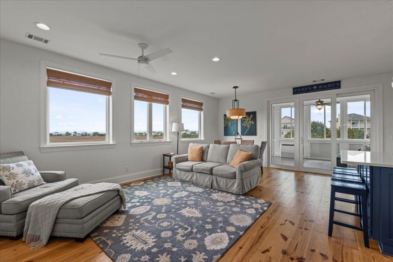 18 Sand Dollar Court Photo 7